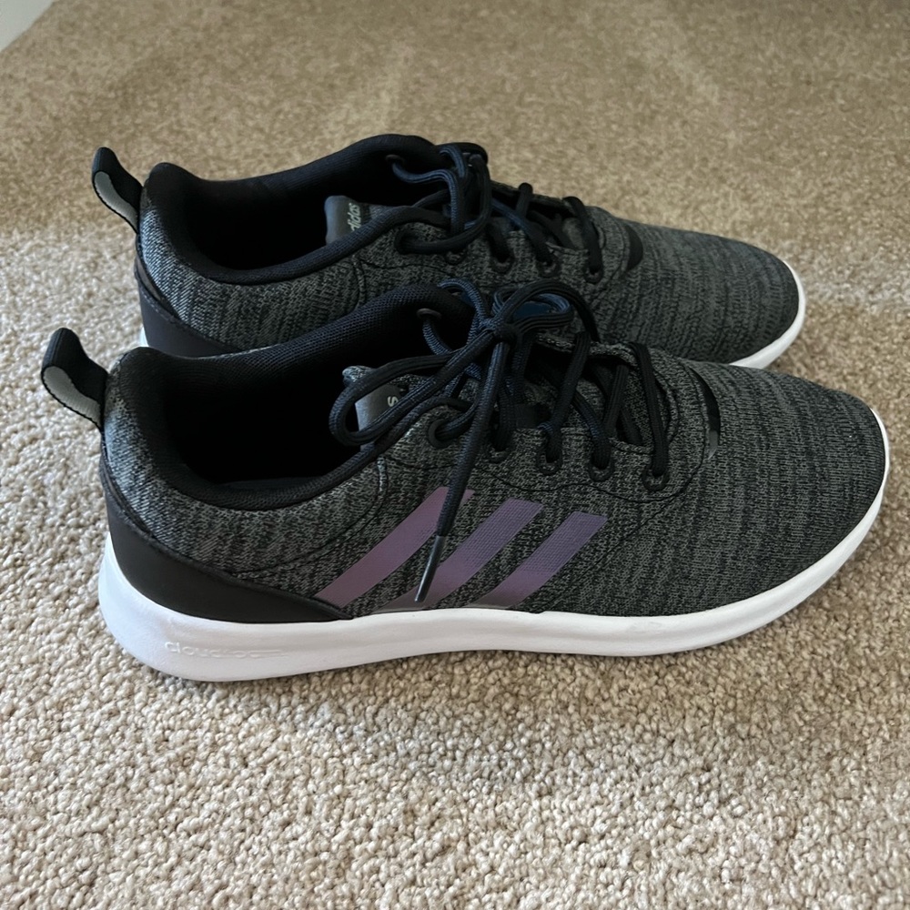 Adidas QT racer shoes cloudfoam women’s size 9, light wear